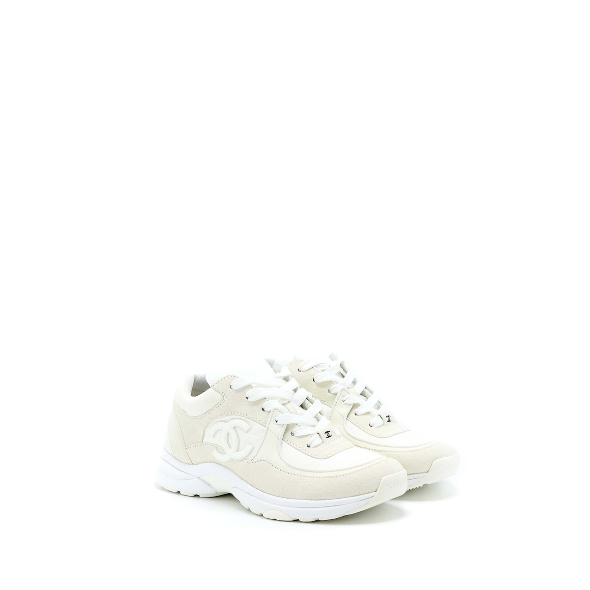 chanel-size-37-5-22k-cc-logo-sneaker-white