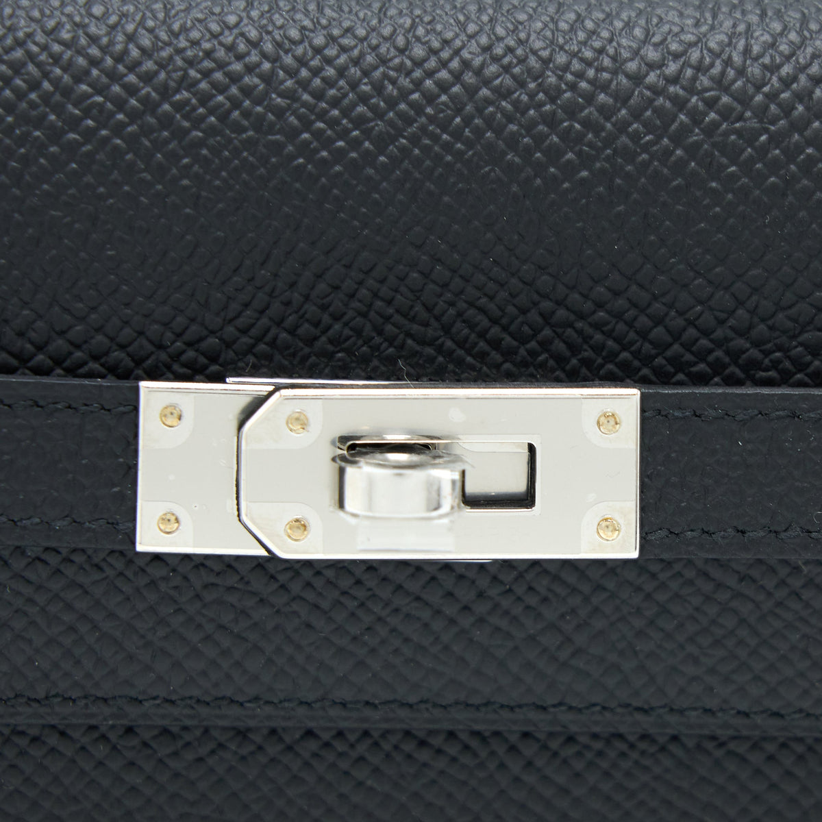 hermes-kelly-to-go-epsom-black-shw-stamp-u