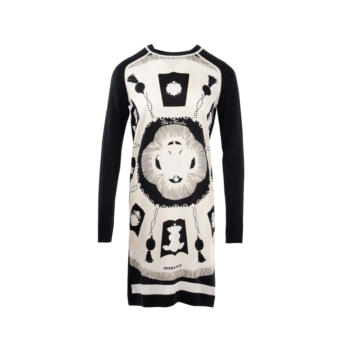 hermes-robe-twillaine-size-36-poste-cavalerie-noir