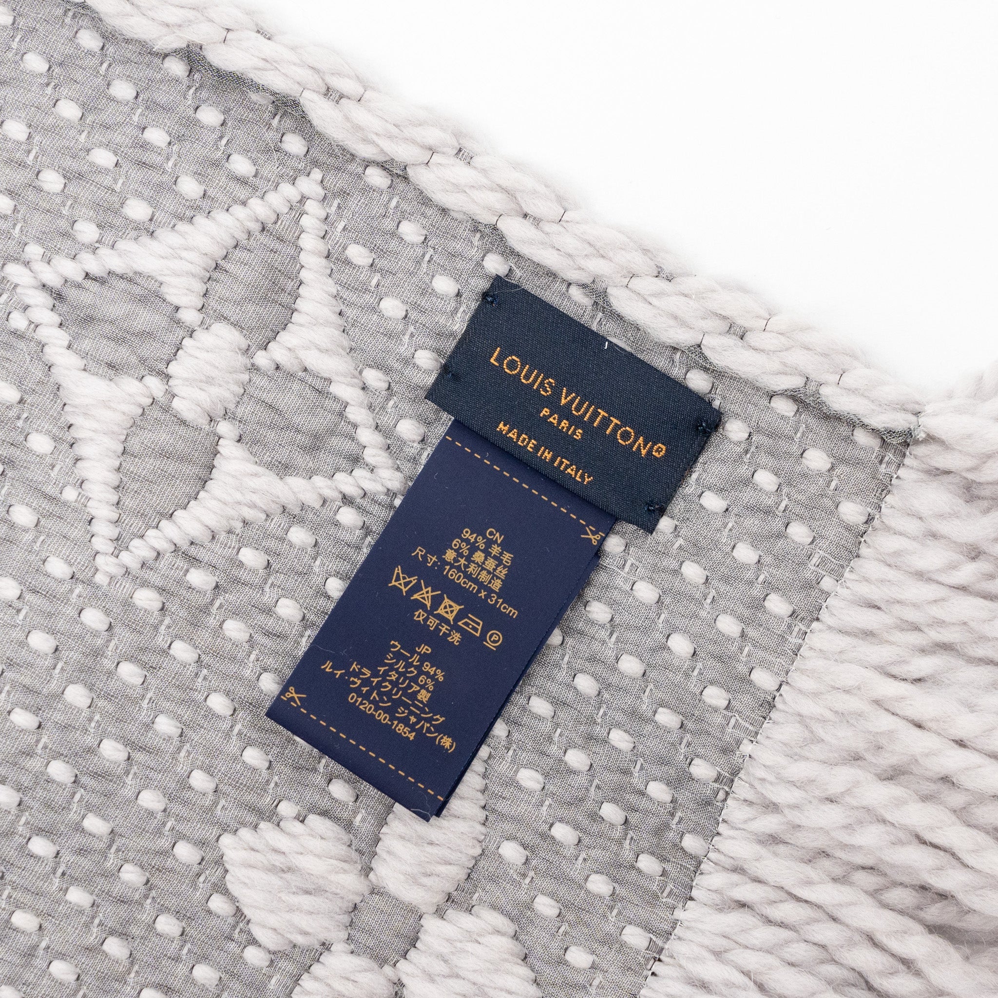 louis-vuitton-muffler-scarf-monogram-wool-silk-grey