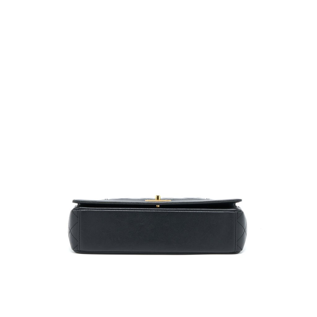 chanel-seasonal-quilted-flap-bag-black-multicolour-hardware
