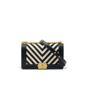 chanel-tweed-medium-le-boy-chevron-black-and-white-ghw