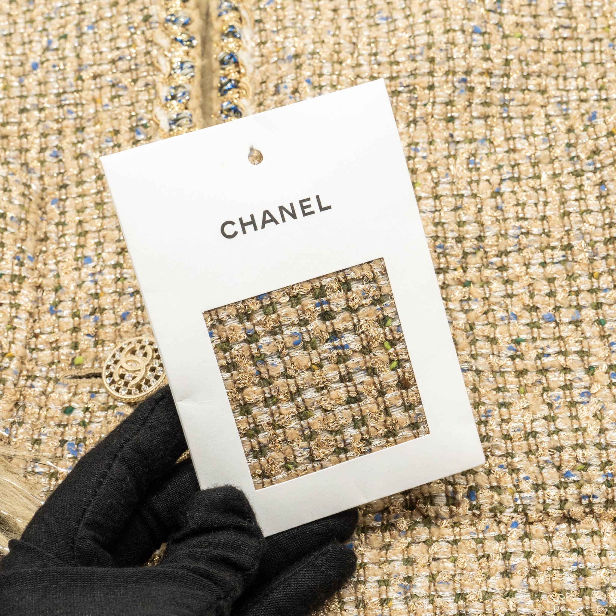 chanel-21a-size-34-tweed-jacket-wool-viscose-polyester-gold-beige-copy-1