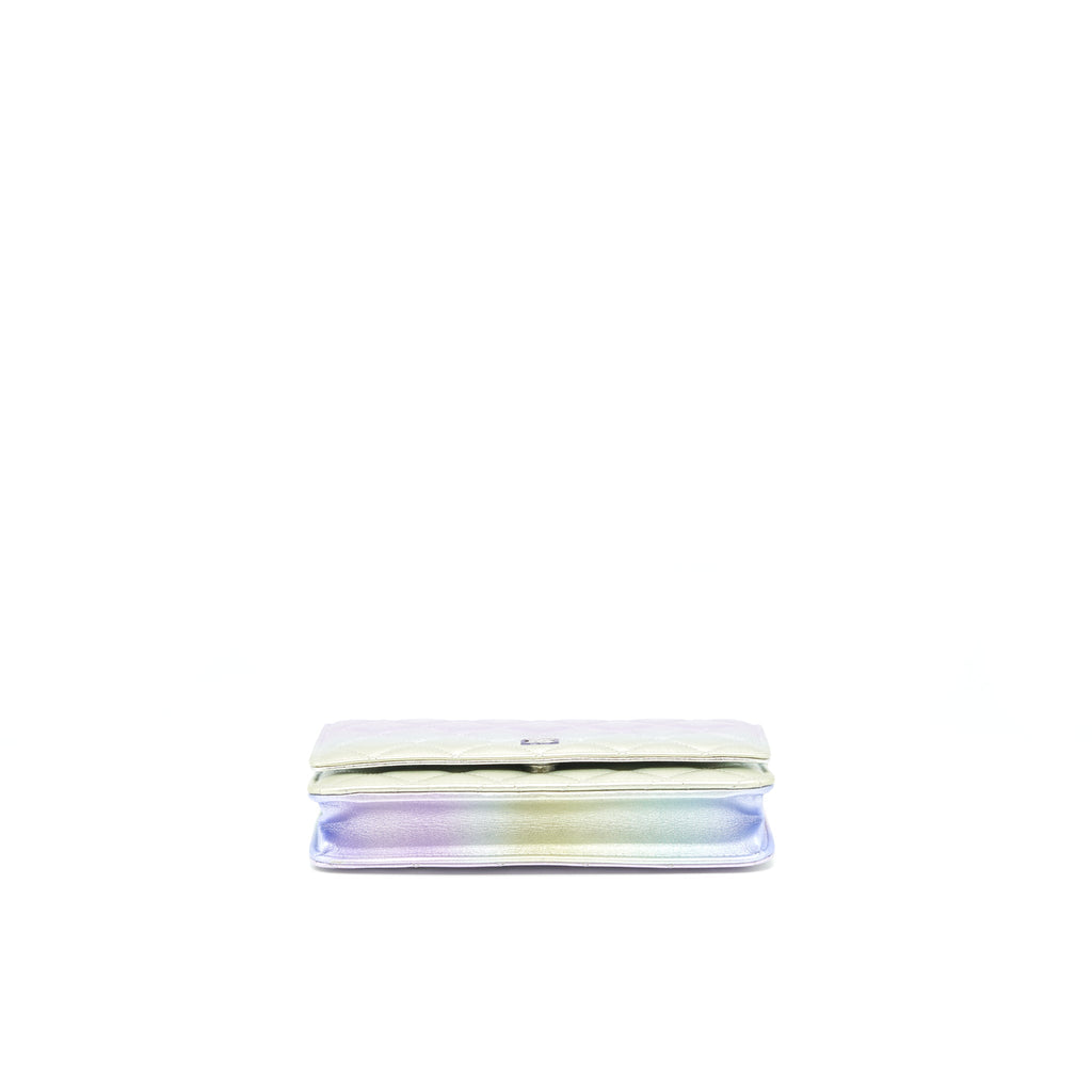 chanel-21k-wallet-on-chain-lambskin-iridescent-multi-colour-hardware