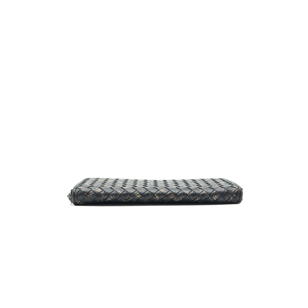 bottega-veneta-mens-zip-around-wallet-black