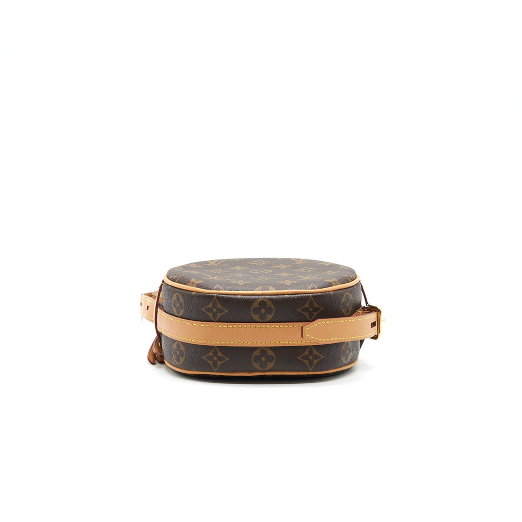 louis-vuitton-boite-chapeau-souple-pm-monogram-canvas
