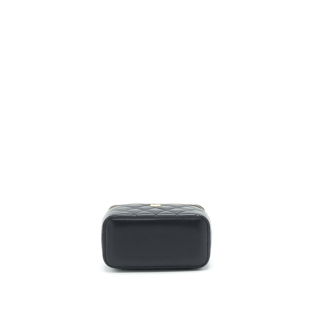 chanel-22s-pearl-crush-long-vanity-with-chain-lambskin-black-ghw-1