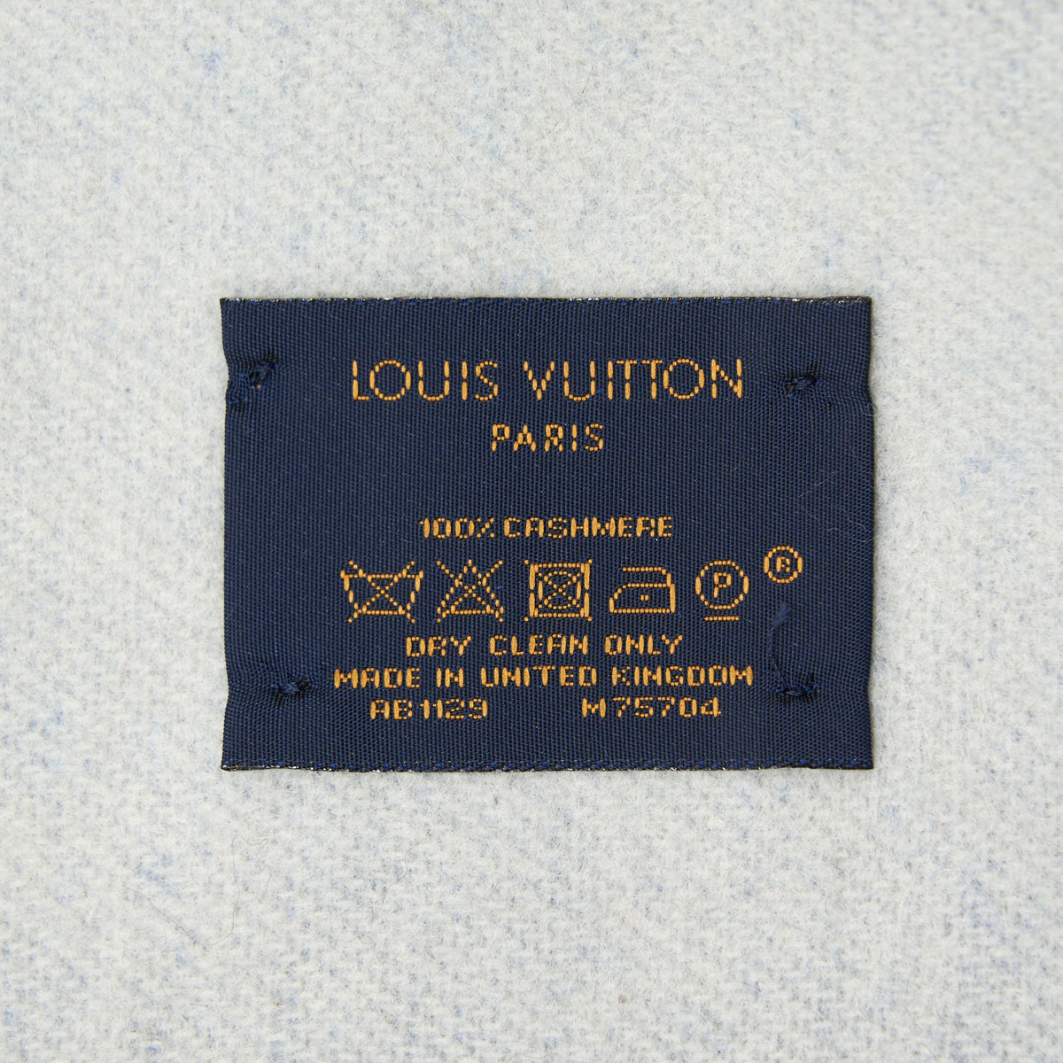 louis-vuitton-cashmere-shawl-in-light-blue-and-white
