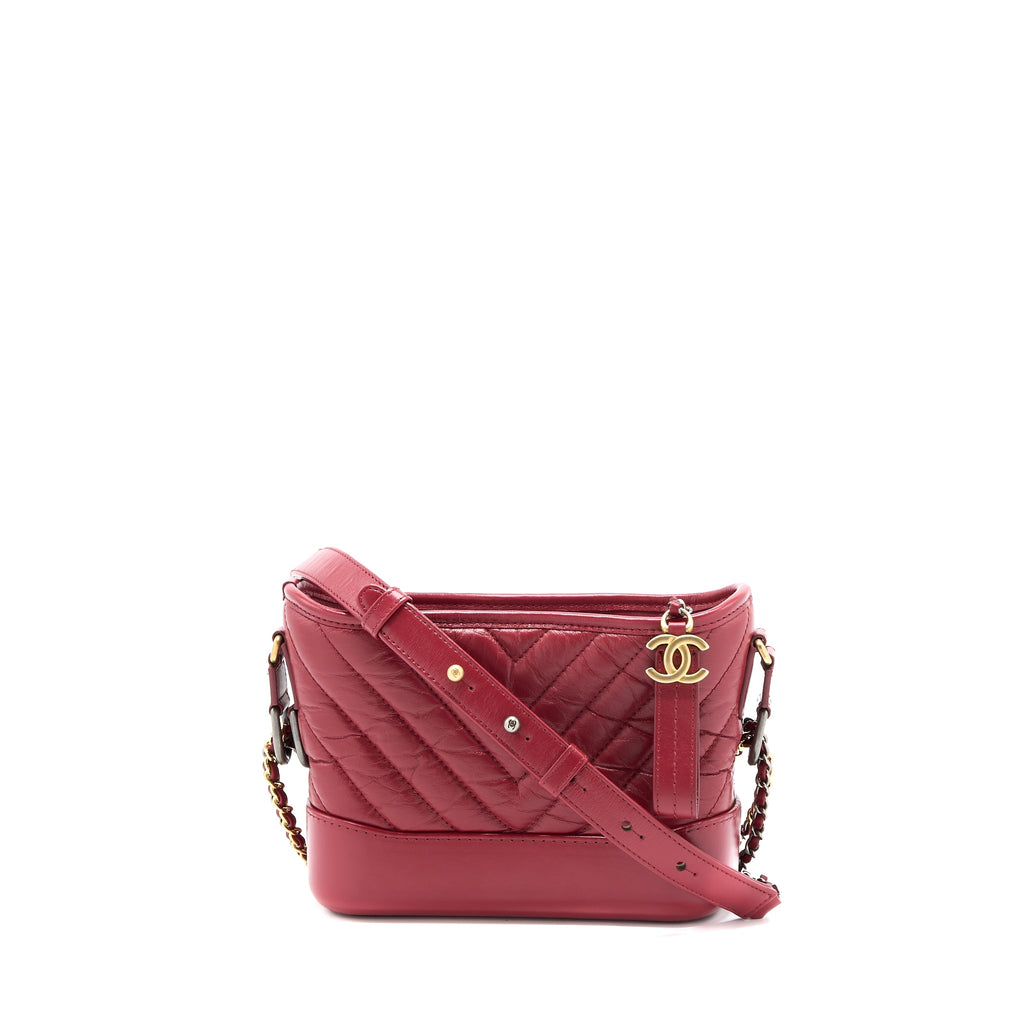 chanel-small-gabrielle-hobo-bag-chevron-calfskin-red-multicolour-hardware