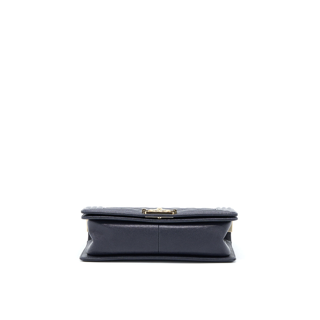 chanel-medium-boy-bag-grained-calfskin-dark-blue-lghw