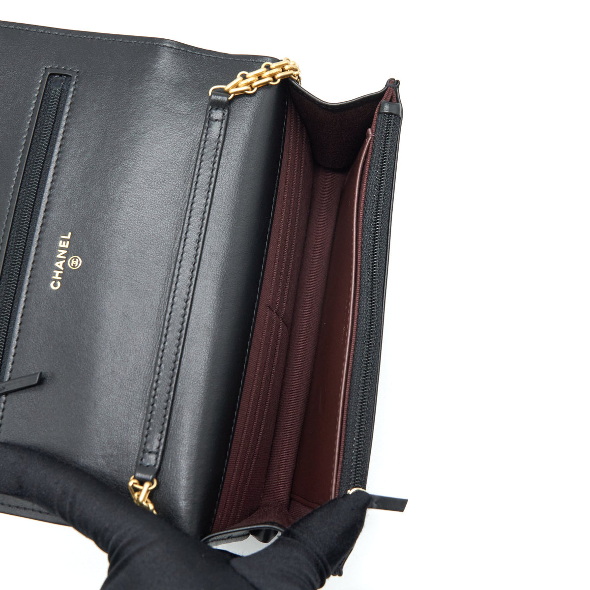chanel-2-55-reissue-wallet-on-chain-aged-calfskin-black-ghw-microchip