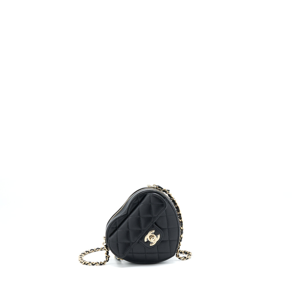 chanel-22s-heart-belt-bag-lambskin-black-lghw-6