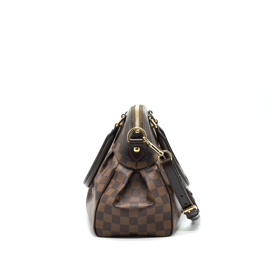 louis-vuitton-damier-canvas-trevi-bag-2