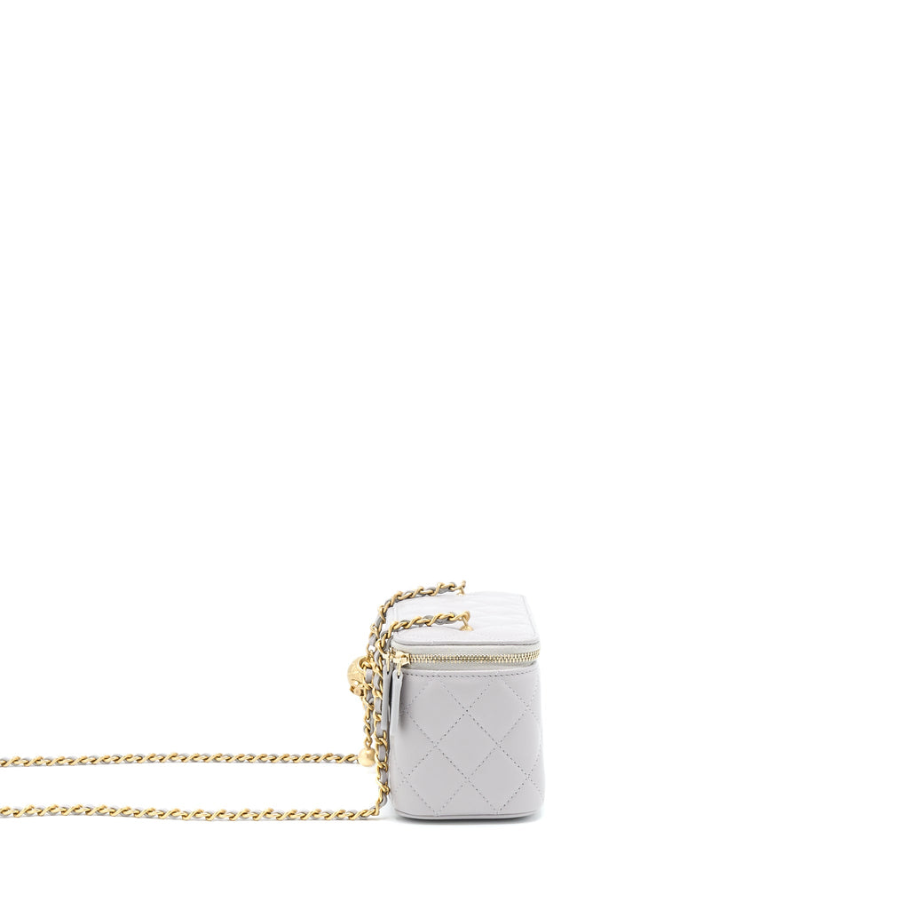 chanel-22b-pearl-crush-long-vanity-with-chain-lambskin-grey-ghw