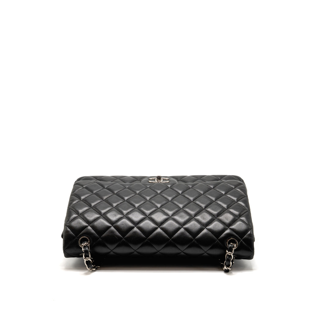 chanel-maxi-classic-double-flap-bag-lambskin-black-shw