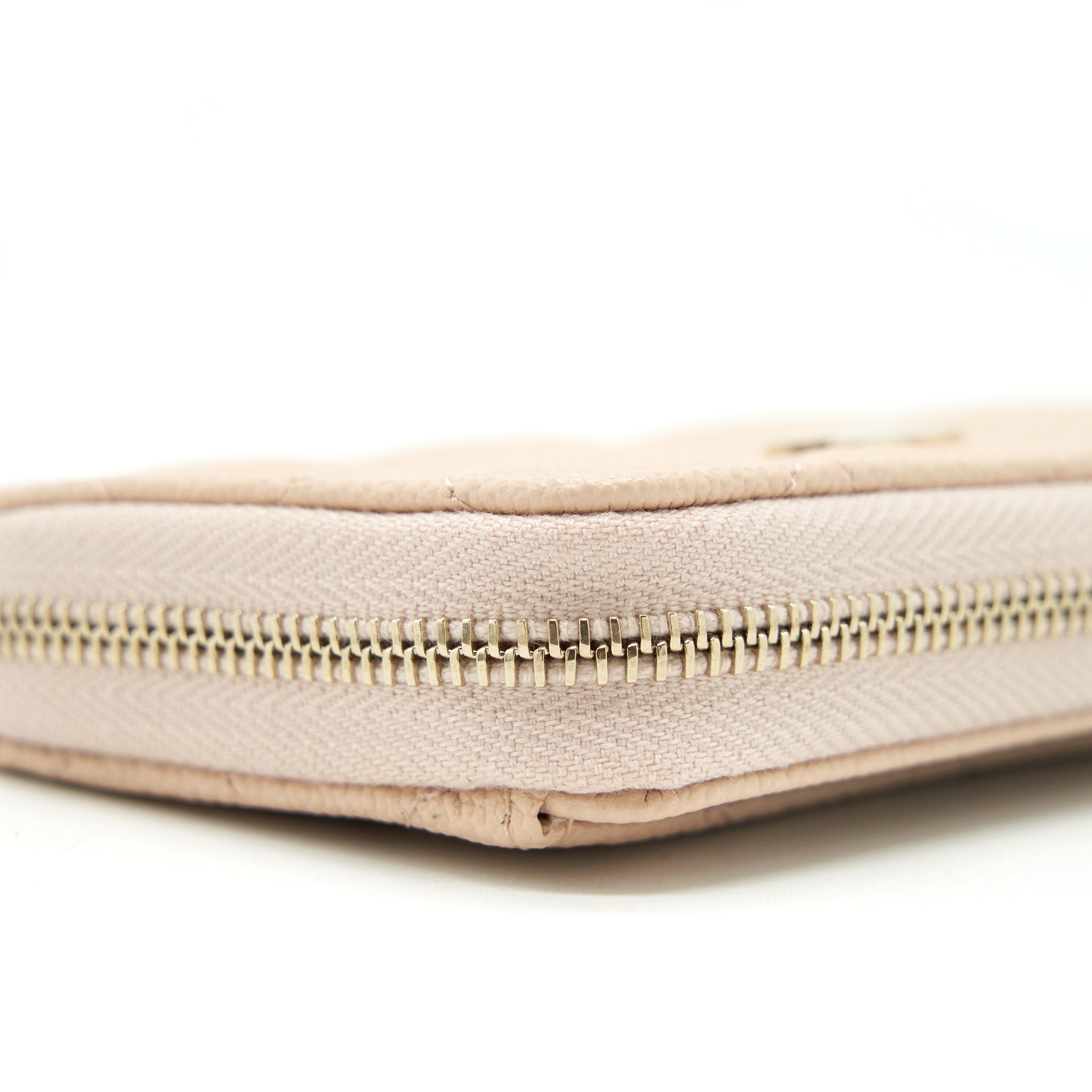 chanel-22c-zippy-card-holder-caviar-light-beige-lghw