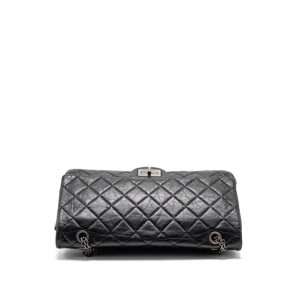 chanel-2-55-reissue-227-aged-calfskin-black-ruthenium-shw