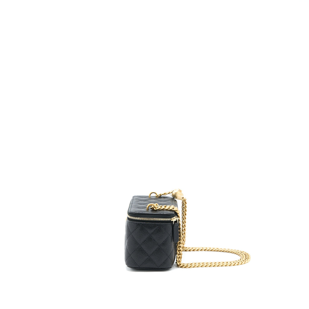 chanel-23p-coco-love-long-vanity-caviar-black-brushed-ghw-microchip