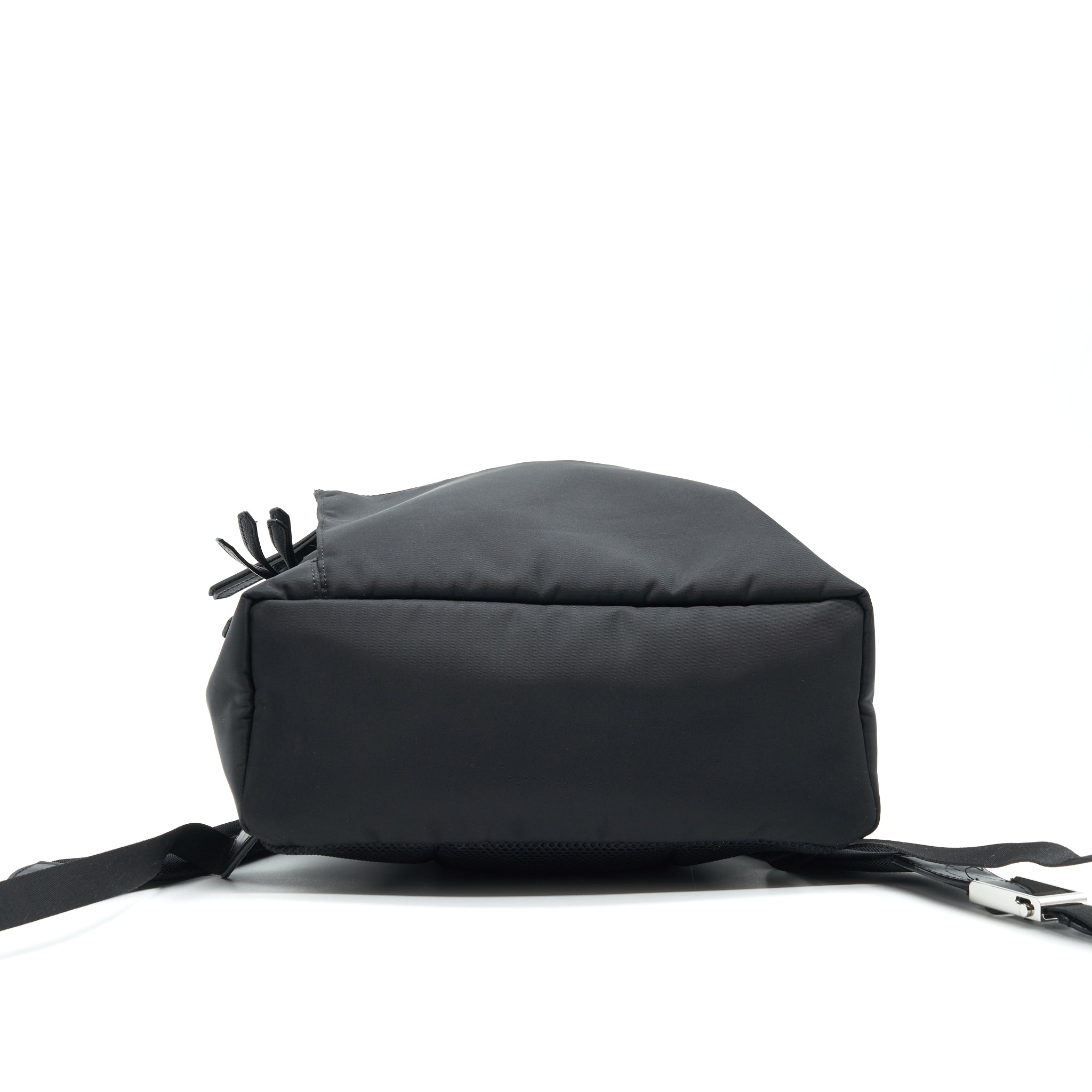 fendi-monster-backpack-in-black-with-fur