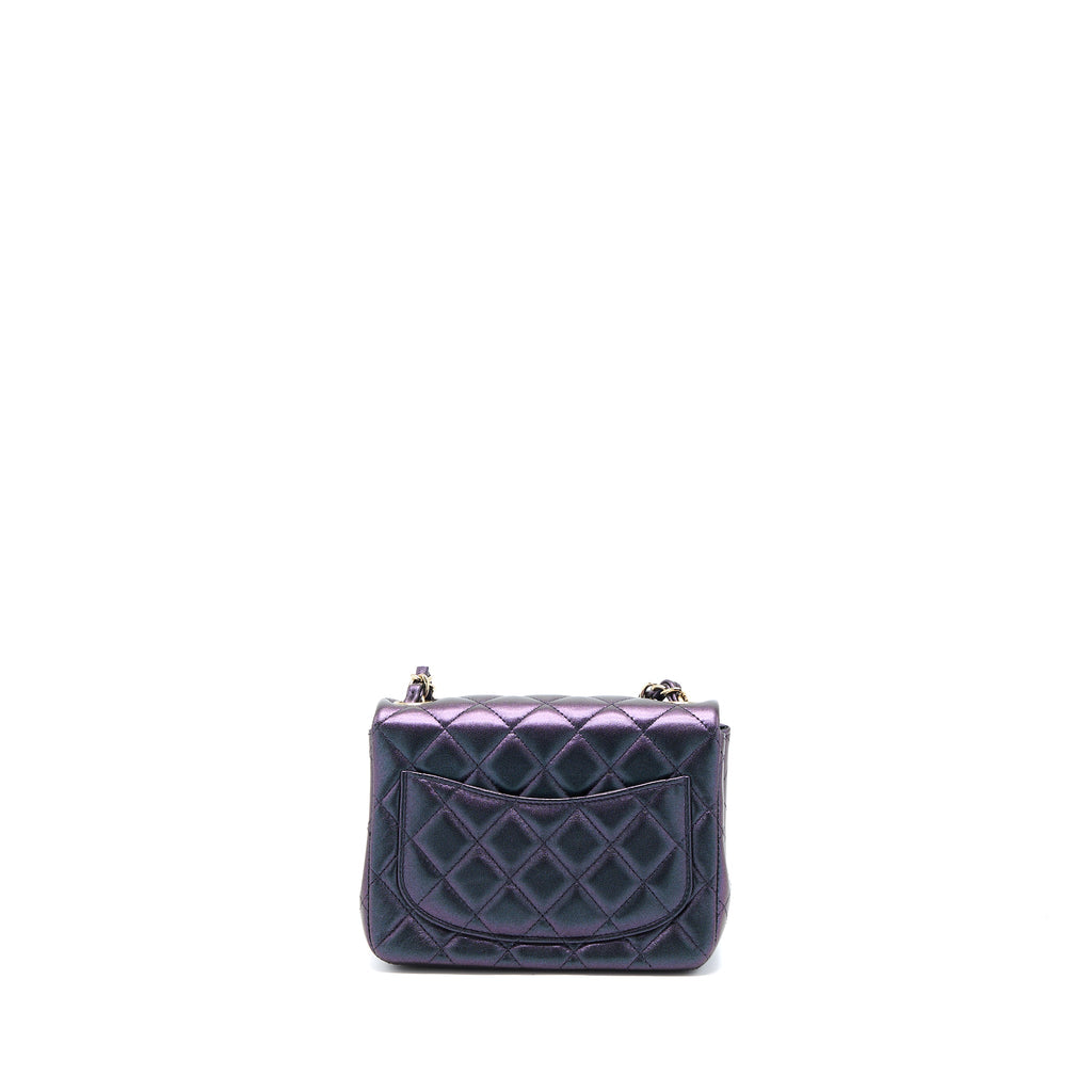 chanel-22b-mini-square-pearly-lambskin-black-lghw-microchip