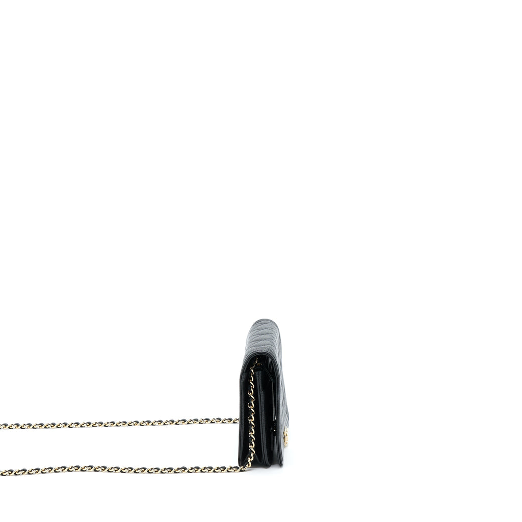 chanel-boy-wallet-on-chain-caviar-black-lghw