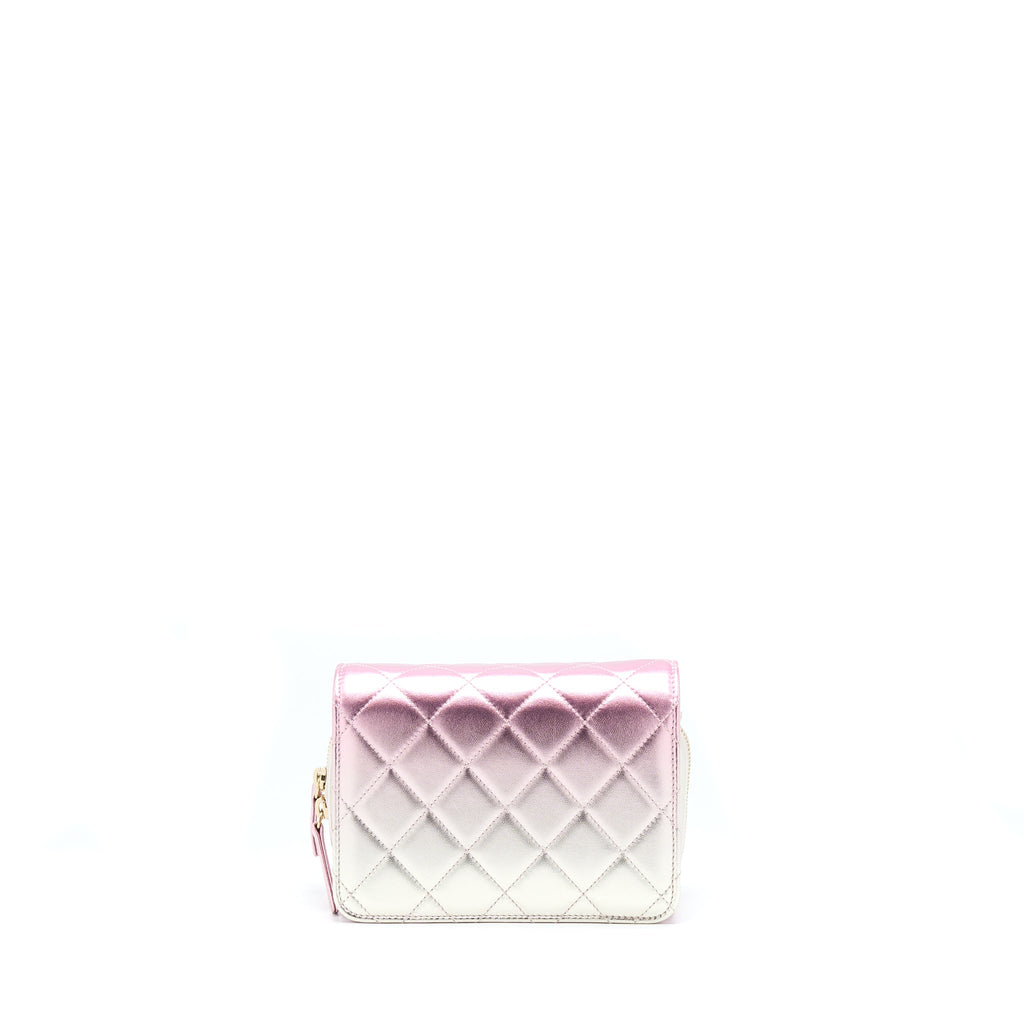 chanel-21p-crossbody-flap-bag-lambskin-iridescent-pink-lghwmicrochip