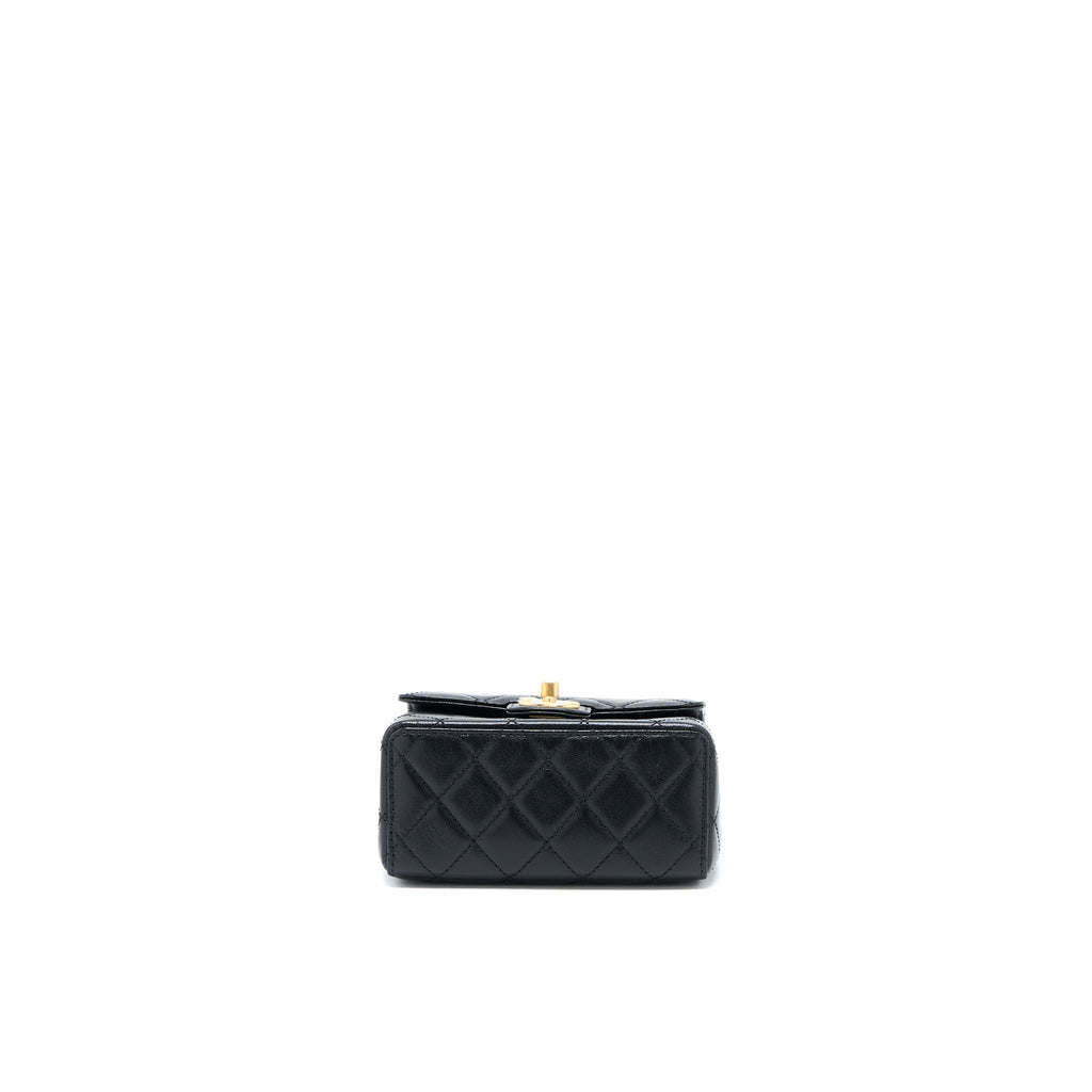 chanel-22k-retro-classic-new-square-mini-flap-bag-goatskin-black-ghw-microchip