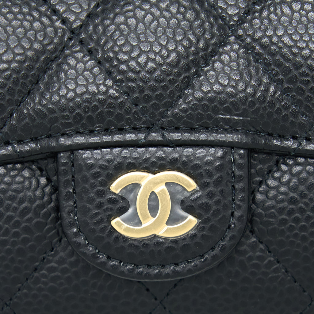 chanel-classic-flap-cardholder-caviar-black-ghwmicrochip