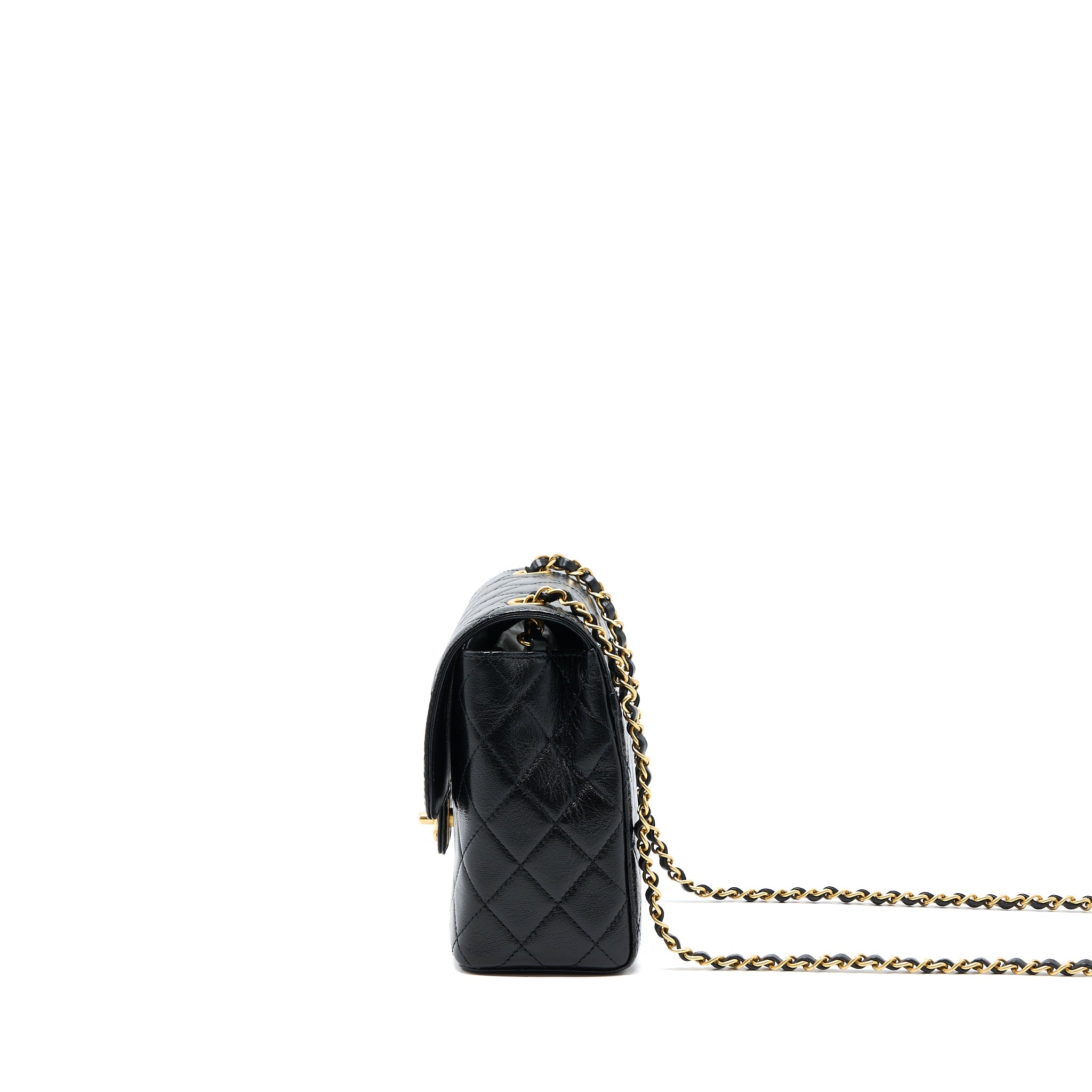 chanel-22k-retro-classic-new-square-flap-bag-goatskin-black-ghw-microchip