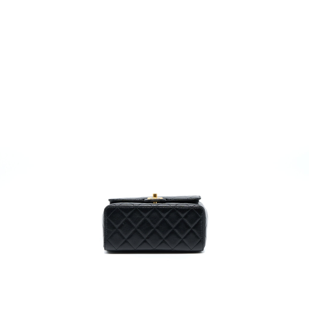 chanel-22k-retro-classic-new-square-flap-bag-goatskin-black-ghw-microchip