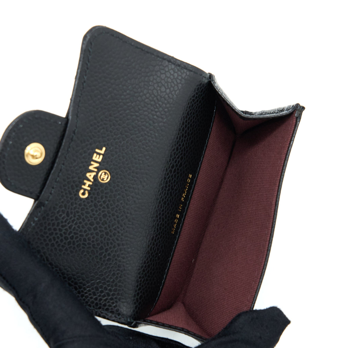 chanel-classic-flap-cardholder-caviar-black-ghwmicrochip