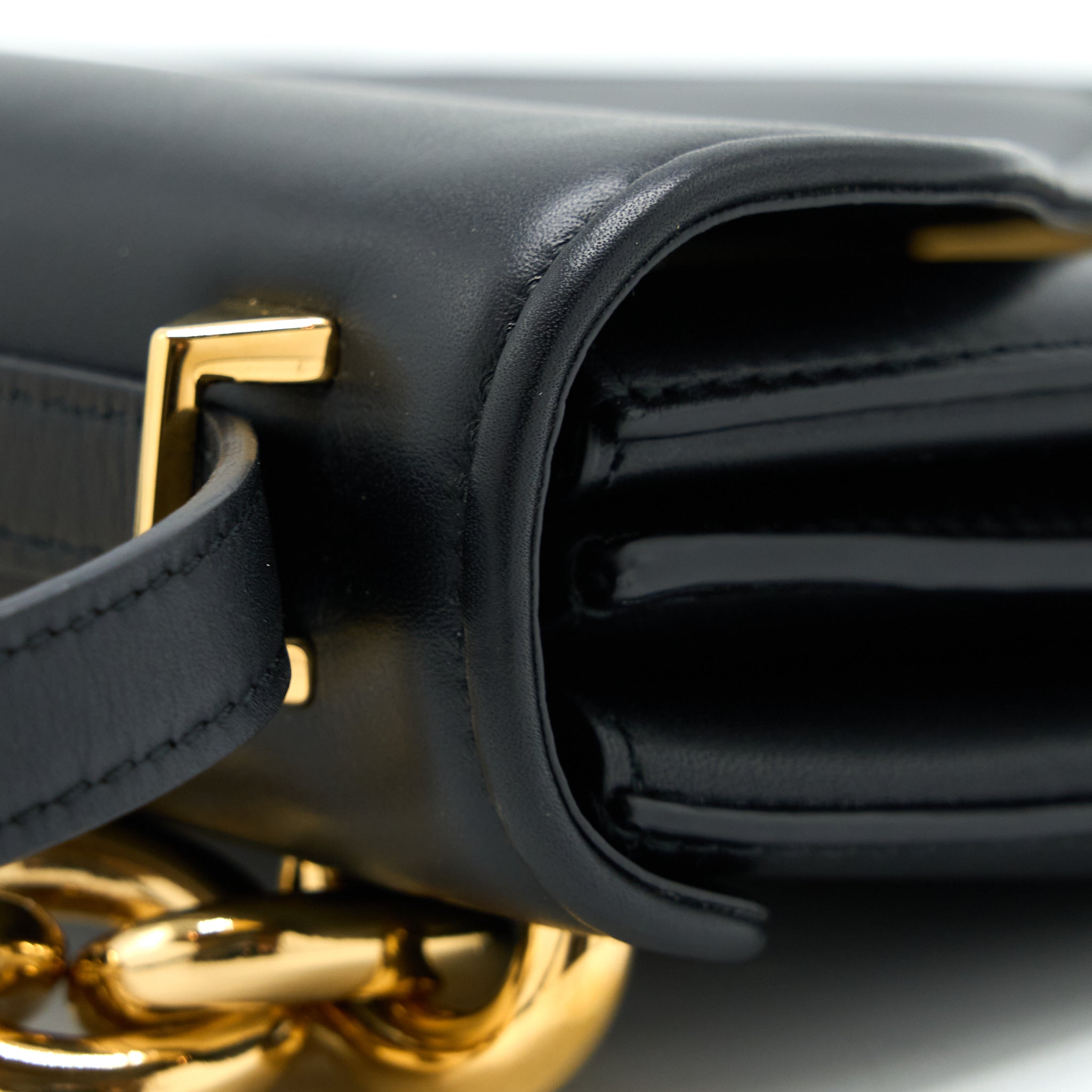 bottega-veneta-small-mount-bag-black-ghw