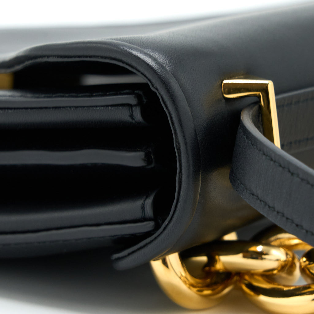 bottega-veneta-small-mount-bag-black-ghw