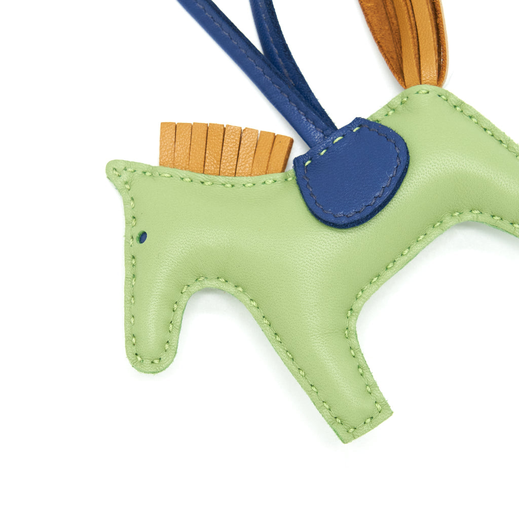 hermes-rodeo-pm-charm-criquet-sesame-blue-malte