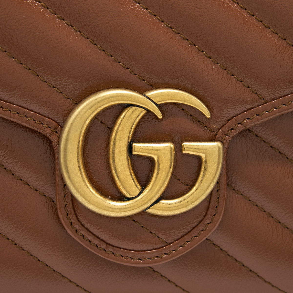 gucci-gg-marmont-matelasse-mini-bag-calfskin-brown-ghw