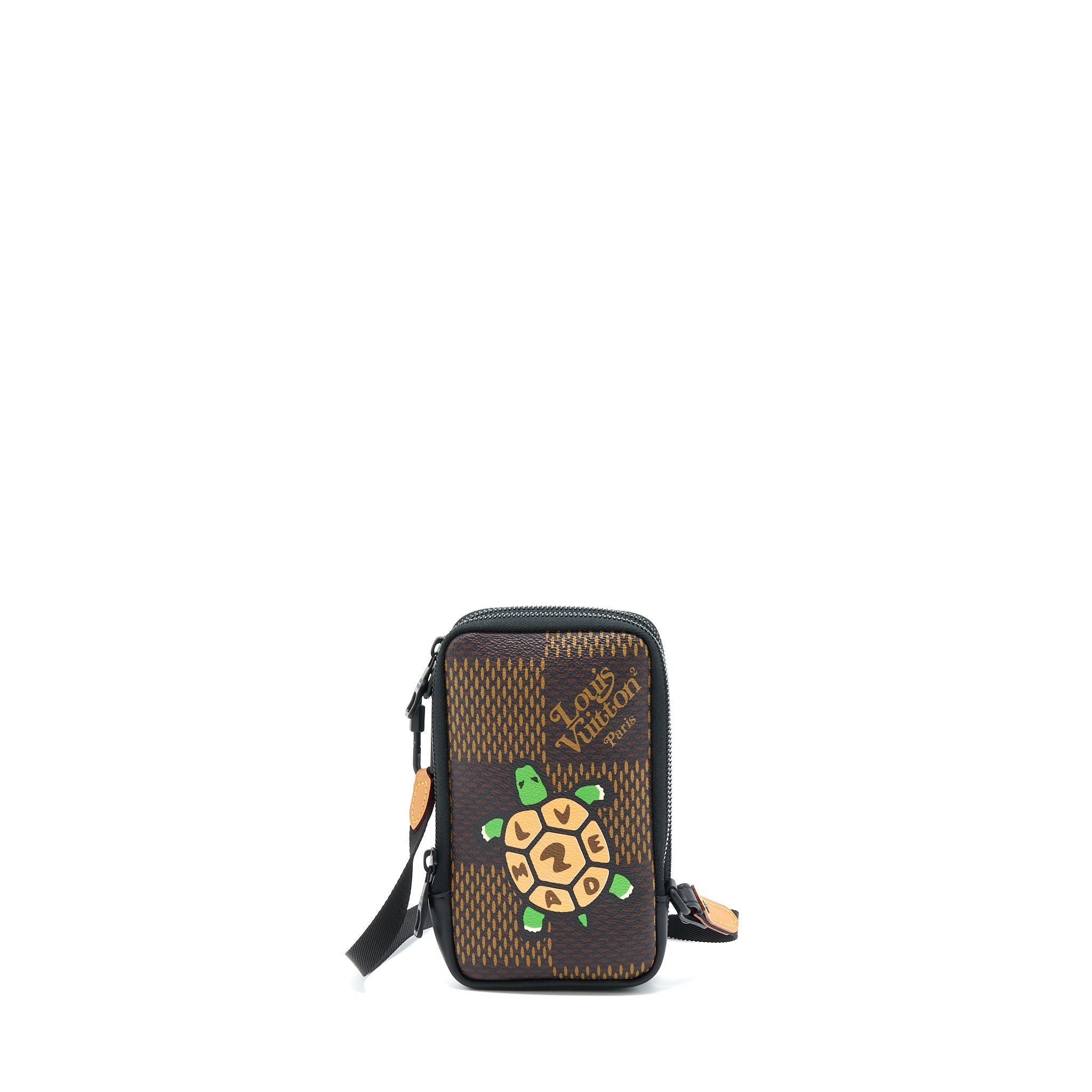 louis-vuitton-nigo-double-phone-pouch-limited-edition-black-hardware