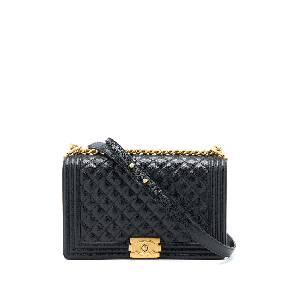 chanel-boy-bag-28cm-caviar-black-brushed-ghw