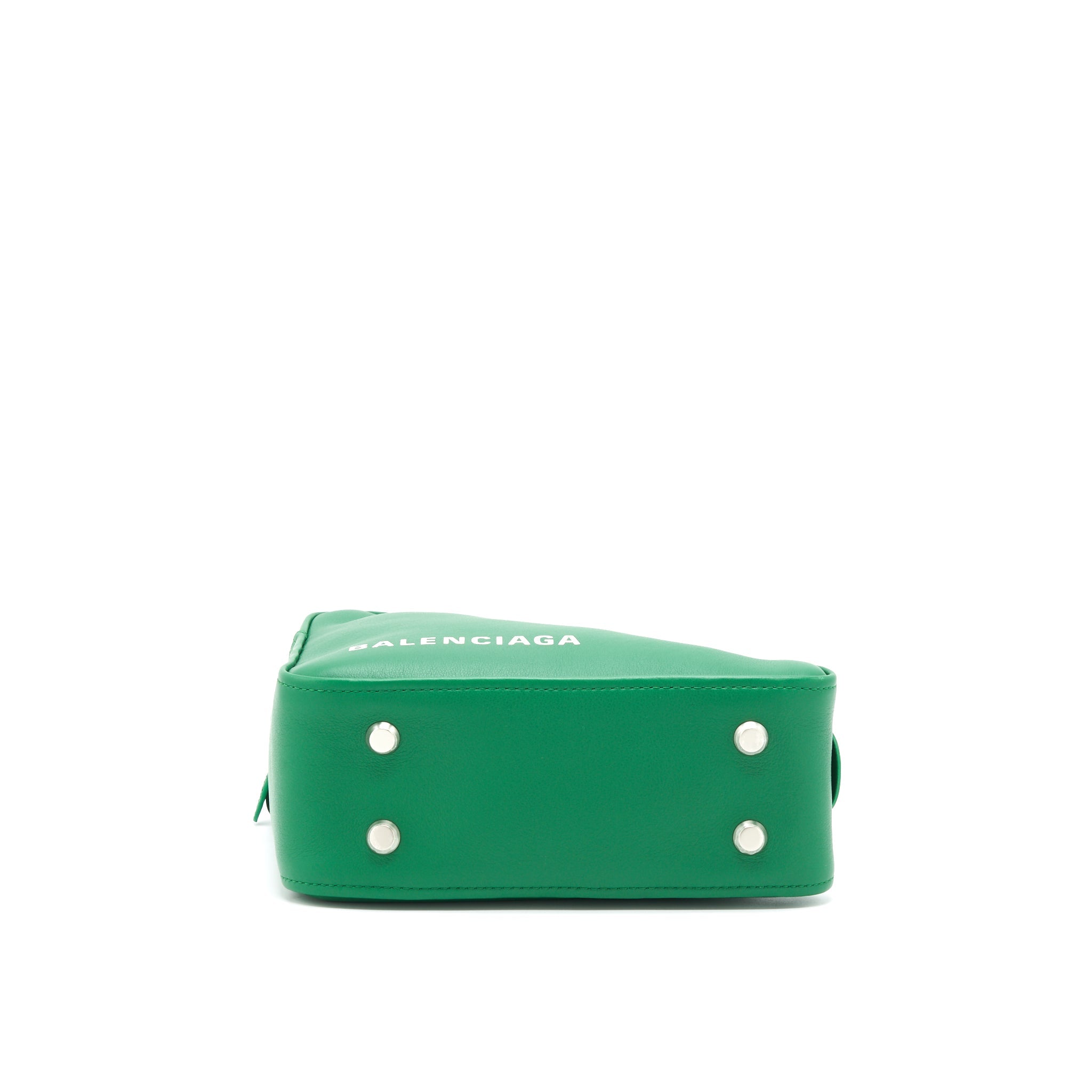 balenciaga-triangle-duffle-bag-green-shw