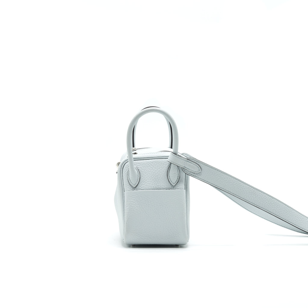 hermes-mini-lindy-08-bleu-pale-shw-1