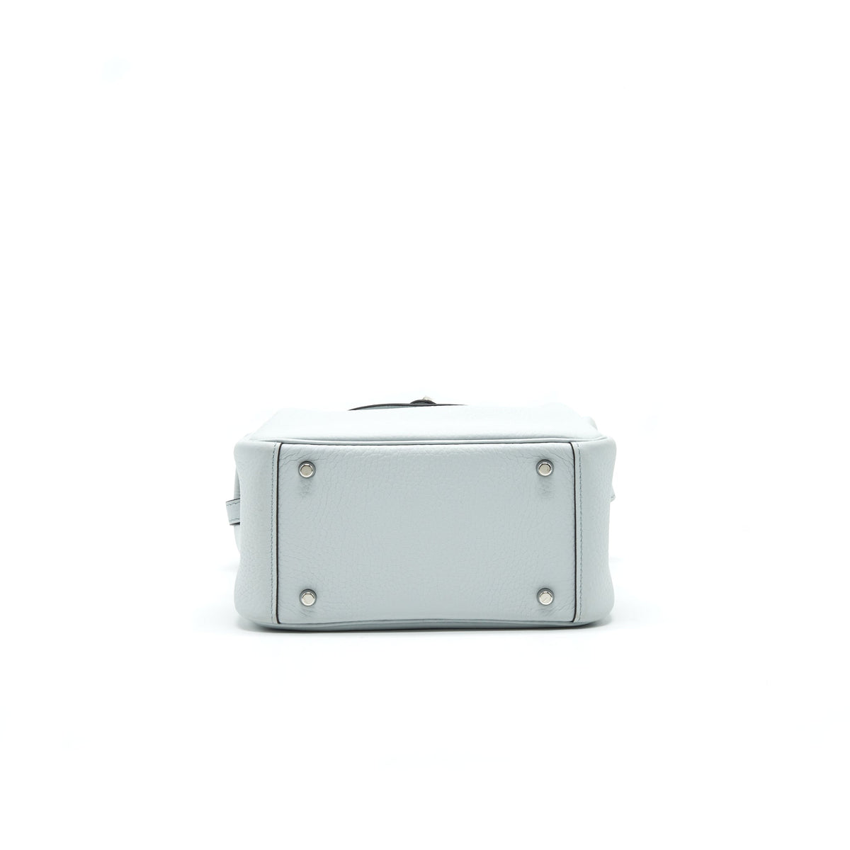 hermes-mini-lindy-08-bleu-pale-shw-1