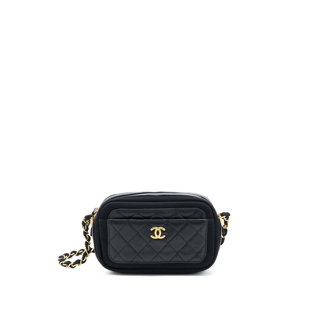 chanel-camera-bag-leather-canvas-ghw