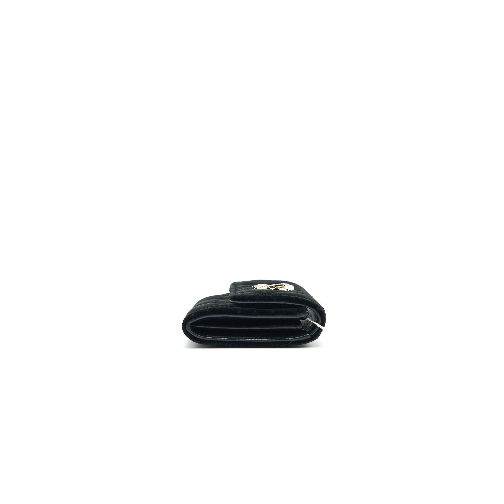 chanel-21a-velvet-cc-crystal-logo-card-holder