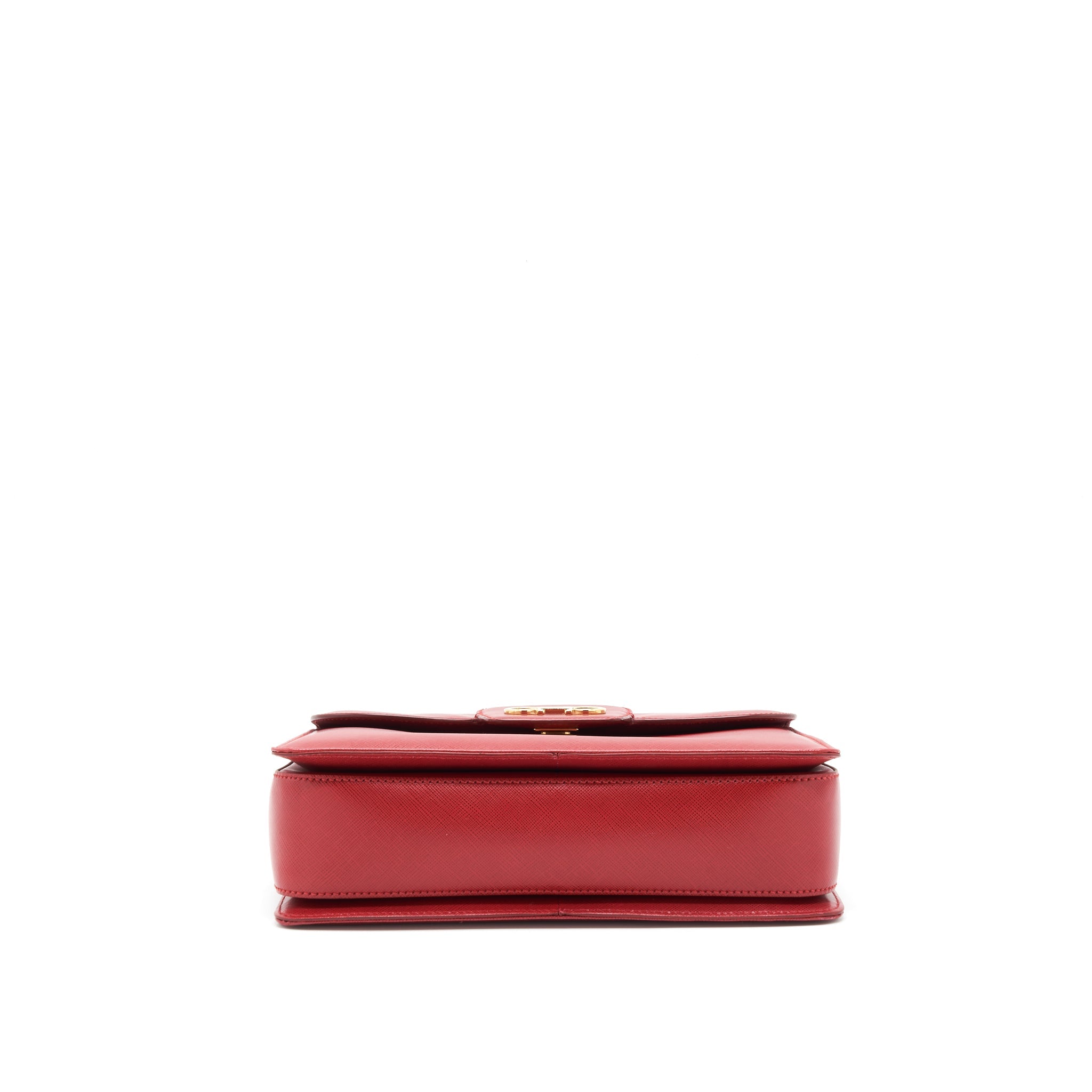 ferragamo-top-handle-tote-bag-saffiano-leather-red