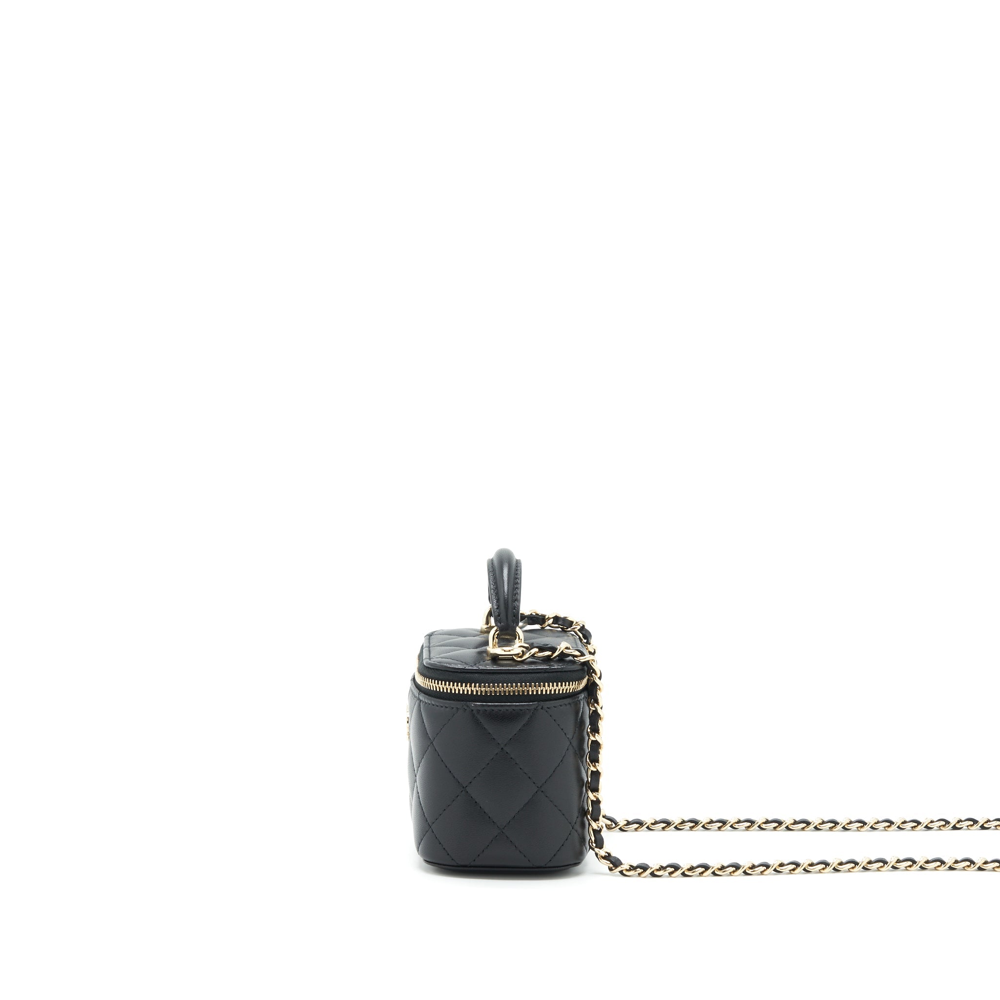 chanel-21p-top-handle-mini-vanity-with-chain-with-mirror-inside-lambskin-black-lghw