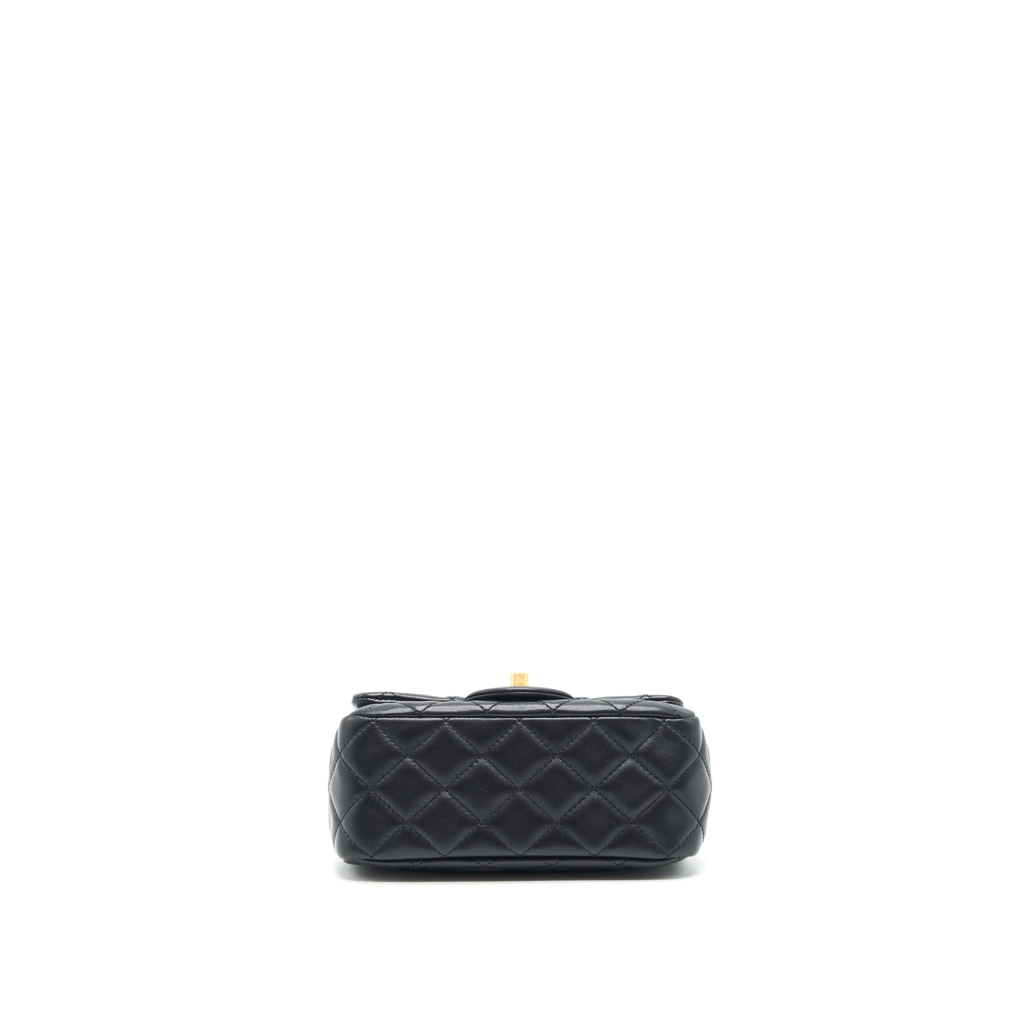 chanel-mini-square-pearl-crush-lambskin-black-ghw