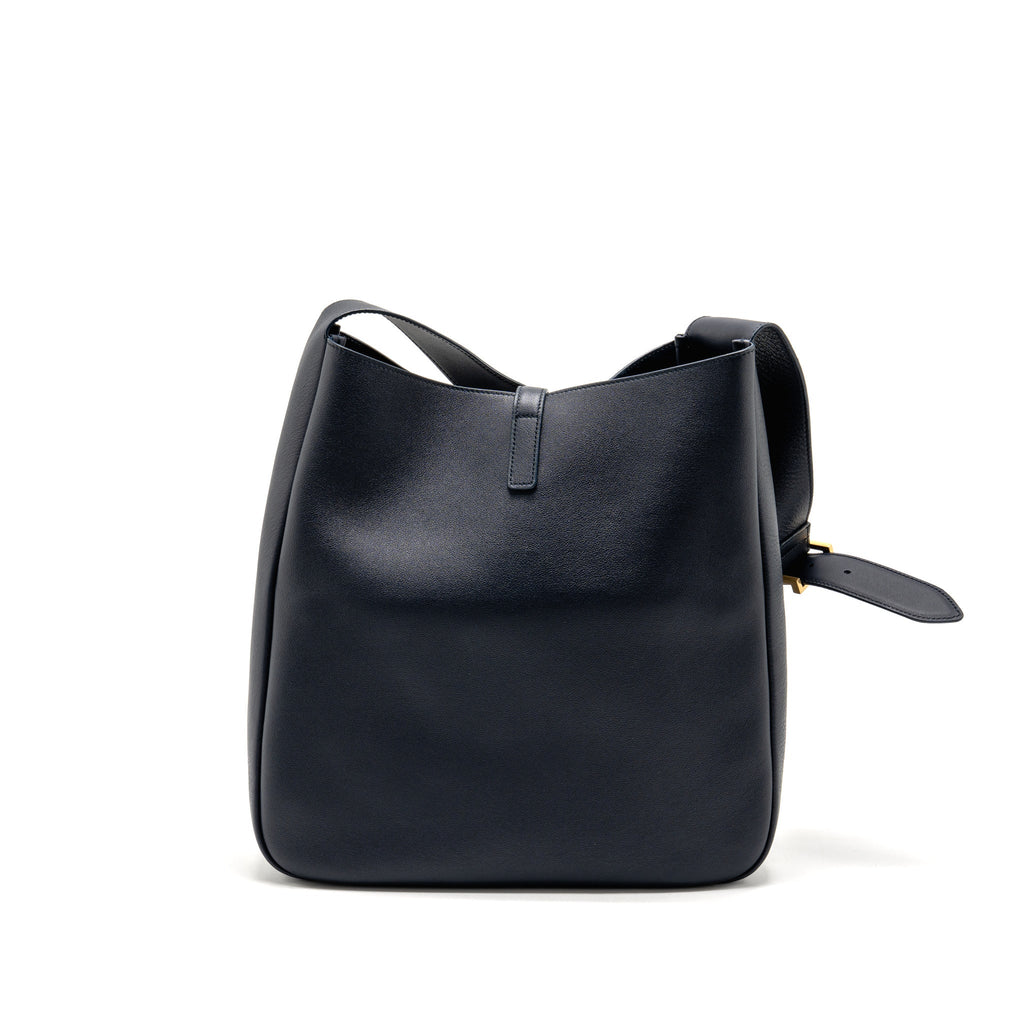 saint-laurent-ysl-le-5-a-7-supple-large-bag-grained-calfskin-bleu-abysse-ghw