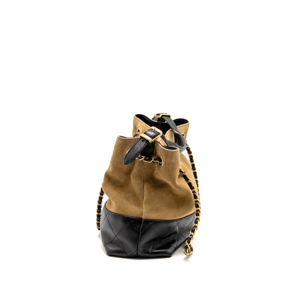 chanel-small-shopping-bag-suede-shiny-lambskin-beige-black-ghw-microchip-2