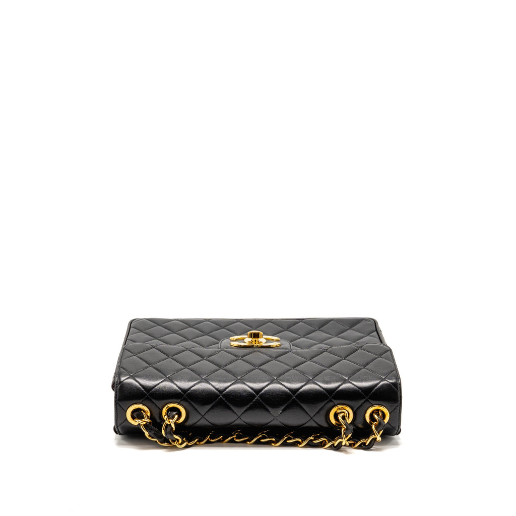 chanel-vintage-maxi-jumbo-xl-single-flap-bag-lambskin-black-ghw