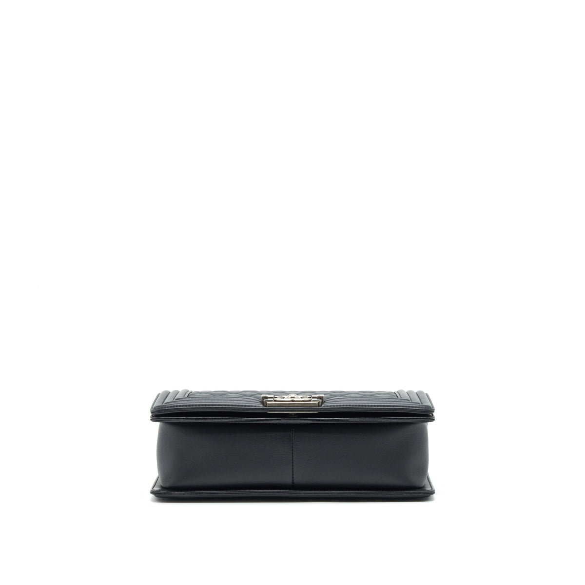 chanel-medium-boy-calfskin-black-ruthenium-hardware