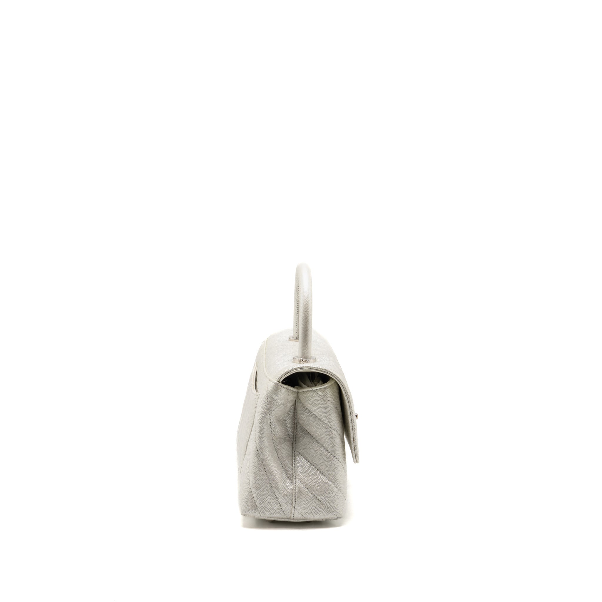 chanel-small-coco-handle-chevron-caviar-pearly-iridescent-white-shw